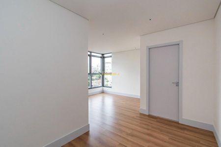 12_photo/94dce48767.2f15d505e37c7ac5-ATLAS-d3e03b1e-528e-4e38-9463-e733a460aa3a.jpg de apartamento à venda com 3 quartos, 147m² em Água Verde, Curitiba