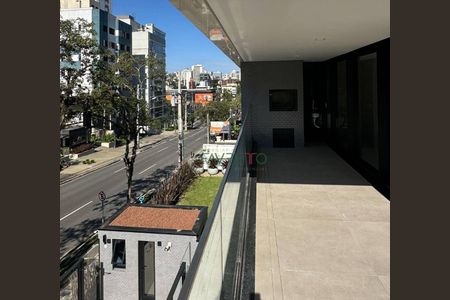 11_photo/94dce48767.9c2bfffa4d07a59e-ATLAS-cdc6587a-0f33-4a95-95de-2b7d9285be84.jpg de apartamento à venda com 3 quartos, 294m² em Água Verde, Curitiba