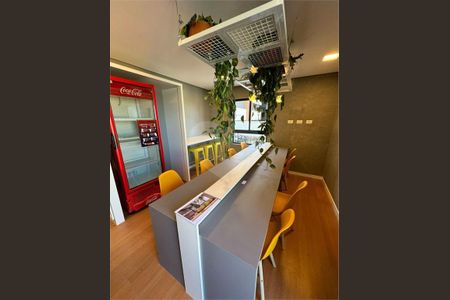 2_photo/94dce48769.7d01d2ab176dea69-ATLAS-fce0c8d5-eaa5-4bb0-9949-42cd27521ee7.jpg de apartamento à venda com 1 quarto, 45m² em Água Verde, Curitiba