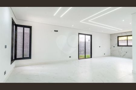 27_photo/94dce48769.f861ecc718bdcbd7-ATLAS-3c022a80-deff-4822-8d84-3cb899c3fa02.jpg de apartamento à venda com 0 quarto, 44m² em Água Verde, Curitiba