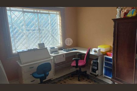 10_photo/94dce48799.0ec484e9a6fcec29-ATLAS-77ca9da8-2c5f-4174-828f-677a024bd35e.jpg de casa à venda com 3 quartos, 170m² em Água Verde, Curitiba