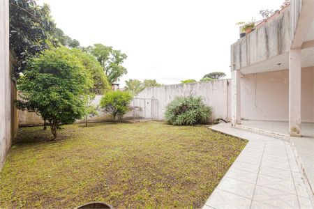 4_photo/94dce487c5.bab592124e6b75e1-ATLAS-2c64896c-36e7-41a2-8bbd-17dfde3846fe.jpg de casa à venda com 3 quartos, 366m² em Água Verde, Curitiba