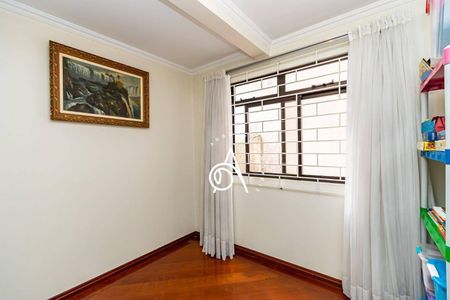 10_photo/94dce487c5.bab592124e6b75e1-ATLAS-3ddeb353-b34b-4f84-bcbd-51003b6a0e3b.jpg de casa à venda com 4 quartos, 366m² em Água Verde, Curitiba