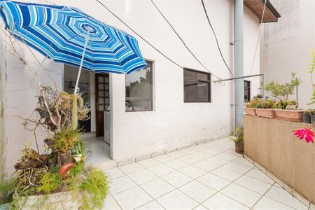 32_photo/94dce487c5.bab592124e6b75e1-ATLAS-eb319d61-591a-4df9-8d02-5909ef2e7a7d.jpg de casa à venda com 3 quartos, 366m² em Água Verde, Curitiba