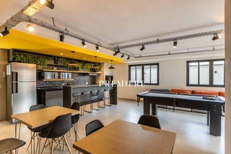 18_photo/94dce487cb.f7e81ba1849dc159-ATLAS-3c52eb07-18cd-4f51-a165-33841152ed8f.jpg de apartamento à venda com 1 quarto, 33m² em Água Verde, Curitiba