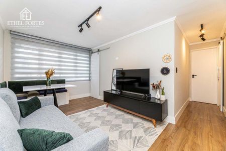 5_photo/94dce487e3.c4bc3b1b419b878e-ATLAS-a5985c33-91c4-4a81-9cc3-6814aa5b15c4.jpg de apartamento à venda com 2 quartos, 53m² em Rebouças, Curitiba