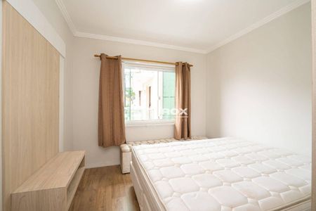 12_photo/94dce488b1.87c64e6ab7d83479-ATLAS-0358bbcb-2d2f-4c1f-adb8-228217bc2c9c.jpg de casa à venda com 3 quartos, 157m² em Água Verde, Curitiba