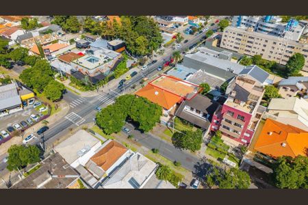 24_photo/94dce48931.89f59dbe2f4c12d7-ATLAS-c19f5d39-fa03-45bb-9770-4a41f7d060f6.jpg de casa à venda com 4 quartos, 180m² em Mercês, Curitiba