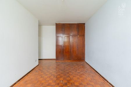 13_photo/94dce48931.89f59dbe2f4c12d7-ATLAS-ccb48d17-7ef9-45e4-b7d4-bd2b4a36a3c5.jpg de casa à venda com 4 quartos, 180m² em Mercês, Curitiba