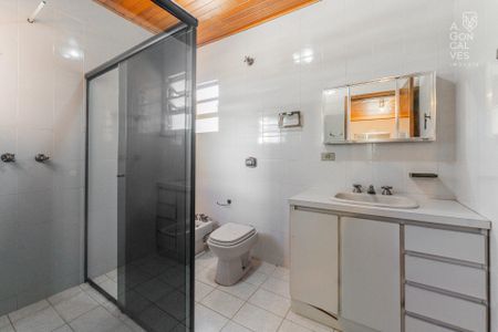 10_photo/94dce48931.d1a34fb014518393-ATLAS-dafd03ba-a4ba-42a9-8dff-a5f240c5d2d4.jpg de casa à venda com 11 quartos, 409m² em Água Verde, Curitiba