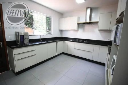 2_photo/94dce48a05.bf2abc3ef9835f9a-ATLAS-4144742c-4dc9-4e4f-95a0-3b43ea33ca42.jpg de casa à venda com 4 quartos, 517m² em Rebouças, Curitiba