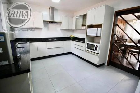 8_photo/94dce48a05.bf2abc3ef9835f9a-ATLAS-da4814b5-ddc2-4923-a6ab-546d1af7968e.jpg de casa à venda com 4 quartos, 517m² em Rebouças, Curitiba