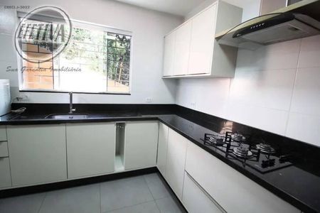 8_photo/94dce48a05.bf2abc3ef9835f9a-ATLAS-da9f8bfa-504c-4673-97a3-458e694efd1d.jpg de casa à venda com 4 quartos, 517m² em Rebouças, Curitiba