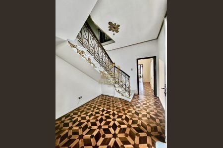 3_photo/94dce48ad1.685e6d529ceef79c-ATLAS-98b296bd-37e9-4e73-a638-ab84d0e5c334.jpg de casa à venda com 4 quartos, 341m² em Rebouças, Curitiba