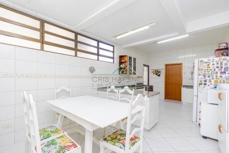 8_photo/94dce48c59.4aa60b2c50ae2f01-ATLAS-050a0b56-8a00-4149-9a6b-5478ea7fc001.jpg de casa à venda com 5 quartos, 634m² em Centro, Curitiba