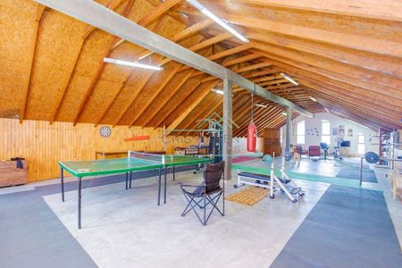 5_photo/94dce48c59.4aa60b2c50ae2f01-ATLAS-af8e2933-0c04-48c2-8cb6-4c02da1572af.jpg de casa à venda com 5 quartos, 634m² em Centro, Curitiba