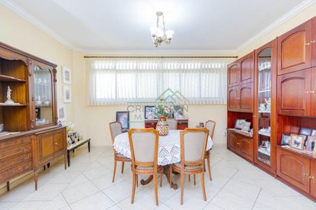 11_photo/94dce48c59.4aa60b2c50ae2f01-ATLAS-c5b210ea-0215-496a-988a-7f81c43909f1.jpg de casa à venda com 5 quartos, 634m² em Centro, Curitiba