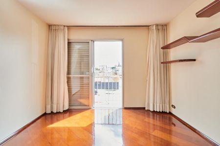 11_photo/94dce48c81.be72bd3c78b3513c-ATLAS-3d14dbbf-2e5c-4b19-9077-192d2e82567e.jpg de casa à venda com 3 quartos, 197m² em Centro, Curitiba