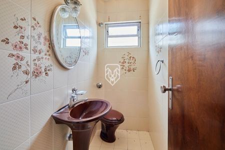 12_photo/94dce48c81.be72bd3c78b3513c-ATLAS-3d8d8276-481d-42ad-a189-d5326d8a58da.jpg de casa à venda com 3 quartos, 197m² em Centro, Curitiba