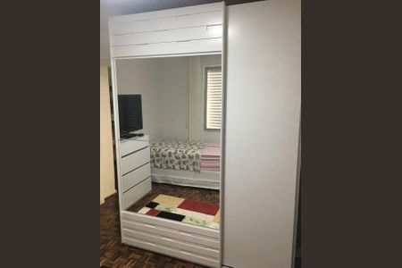 6_photo/94dce48d9b.eaddc2c0d874cec9-ATLAS-1b103eeb-a0dc-4cdb-8be3-8b972e7fe38b.jpg de apartamento à venda com 0 quarto, 102m² em Centro, Curitiba