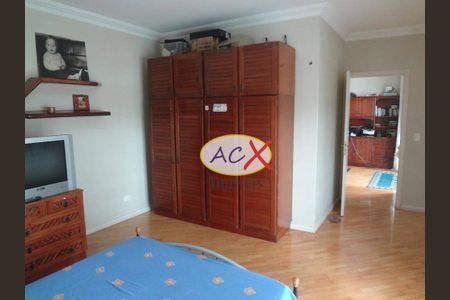 10_photo/94dce48da7.4177d1b0addfa028-ATLAS-3e1daddd-6307-4446-9483-3ce00a0c670e.jpg de casa à venda com 7 quartos, 500m² em Centro, Curitiba