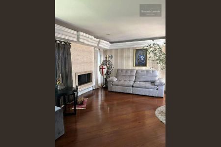 1_photo/94dce48dcd.c8c3ceaa86d4c30d-ATLAS-697c40a2-6d14-4b45-8ab0-81e7d3c0073a.jpg de casa à venda com 5 quartos, 560m² em Parolin, Curitiba