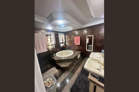 5_photo/94dce48dd7.9a92fbe0b631876c-ATLAS-edff611f-cff5-47af-822f-cdc251a22ddd.jpg de casa à venda com 5 quartos, 560m² em Parolin, Curitiba