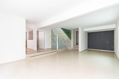 9_photo/94dce48de7.8a8ffd7dea6689ae-ATLAS-1d91f4a5-6577-48bb-9044-ffd9d7bee0e3.jpg de casa à venda com 4 quartos, 241m² em Mercês, Curitiba