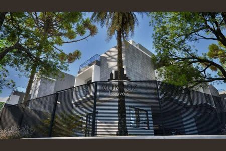 2_photo/94dce48ed1.27cf9a50b0719d28-ATLAS-0ce56685-87dc-4b28-9eec-07e1d0148a8d.jpg de casa à venda com 3 quartos, 128m² em Água Verde, Curitiba