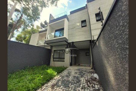 5_photo/94dce48ed1.8b39d8c7762fd509-ATLAS-244d6e08-7b18-4987-a3bd-e92d58d35b9c.jpg de casa à venda com 3 quartos, 128m² em Água Verde, Curitiba