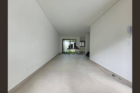 15_photo/94dce48ed1.8b39d8c7762fd509-ATLAS-bc10c683-3f44-42b3-a012-51b4116bb67e.jpg de casa à venda com 3 quartos, 128m² em Água Verde, Curitiba