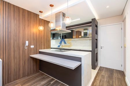 4_photo/94dce48ee5.b530766e35808669-ATLAS-0d5fb3b7-087d-4a33-b195-4e8a59d32faa.jpg de apartamento à venda com 2 quartos, 115m² em Água Verde, Curitiba