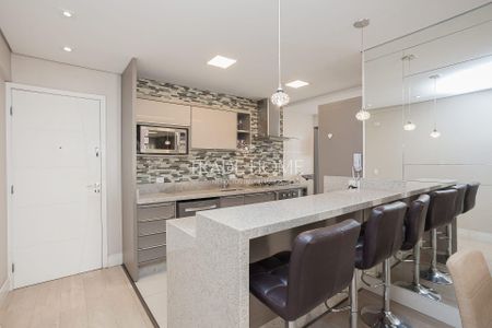 8_photo/94dce48ee7.b635c4896326fc59-ATLAS-0b7cf6a5-9fb0-4a2f-9b4c-fe0e7192c129.jpg de apartamento à venda com 2 quartos, 93m² em Água Verde, Curitiba