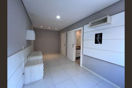 44_photo/94dce48eef.3ee5ed07a73c3bf1-ATLAS-815626df-a425-486f-b38f-32157f4e7615.jpg de casa à venda com 5 quartos, 505m² em Água Verde, Curitiba