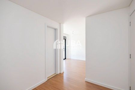 11_photo/94dce48f91.b38ac4619dd2e4c9-ATLAS-c01596aa-1fa8-420e-8f5d-5ce62a7c01b4.jpg de casa à venda com 0 quarto, 157m² em Água Verde, Curitiba