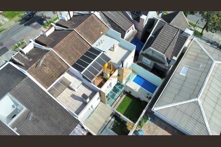 38_photo/94dce48f99.3b6bc584e225c04e-ATLAS-cda22b1d-fa77-49e1-8bb9-cc329ab2f6a0.jpg de casa à venda com 4 quartos, 204m² em Água Verde, Curitiba