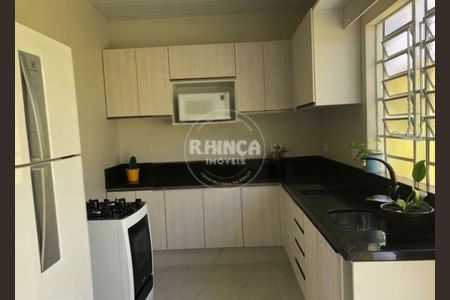 6_photo/94dce48fd5.8cbbc6e43ead3576-ATLAS-c789bcaa-4995-4a90-be98-6fdde5c81c8a.jpg de casa à venda com 7 quartos, 177m² em Parolin, Curitiba