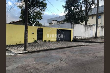 5_photo/94dce48fd5.8cbbc6e43ead3576-ATLAS-d586dcb1-9ea4-4a09-8704-2ad9d88d7db4.jpg de casa à venda com 7 quartos, 177m² em Parolin, Curitiba