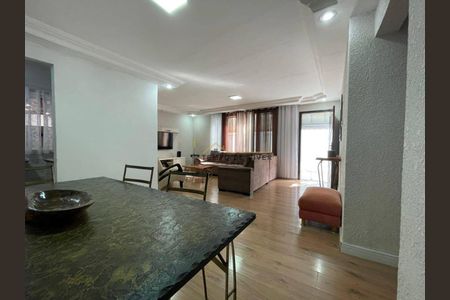 8_photo/94dce48fd5.ec45c5915be217bb-ATLAS-0957c1e4-bccd-4007-a98b-d6d451b31de6.jpg de casa à venda com 3 quartos, 250m² em Parolin, Curitiba