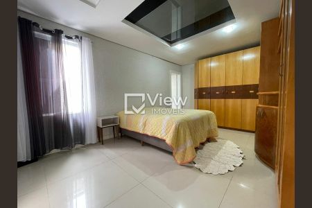 7_photo/94dce48fd5.ec45c5915be217bb-ATLAS-a55661ac-e88b-40f6-853f-2f3fb4ccc93d.jpg de casa à venda com 3 quartos, 250m² em Parolin, Curitiba