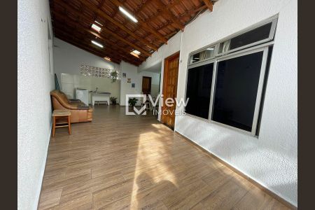 17_photo/94dce48fd5.ec45c5915be217bb-ATLAS-d06ee07d-ddac-4f8d-bb16-713a780e86d9.jpg de casa à venda com 3 quartos, 250m² em Parolin, Curitiba