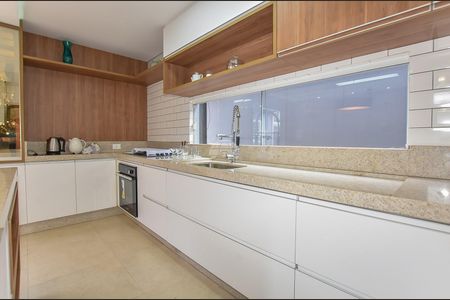 8_photo/94dce4903d.81b4915e0c4aa55b-ATLAS-4fef9345-94e0-437e-aaf8-d0f5ee2dda12.jpg de casa à venda com 4 quartos, 200m² em Parolin, Curitiba