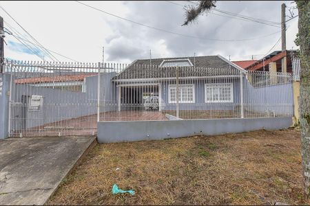 3_photo/94dce4903d.81b4915e0c4aa55b-ATLAS-98dc50b0-642d-415e-9426-9dced475beb7.jpg de casa à venda com 4 quartos, 200m² em Parolin, Curitiba
