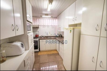 4_photo/94dce49049.dfdf3a77207432af-ATLAS-e0ddf72b-b113-4f08-97de-a11ef7c86ff7.jpg de casa à venda com 4 quartos, 320m² em Parolin, Curitiba