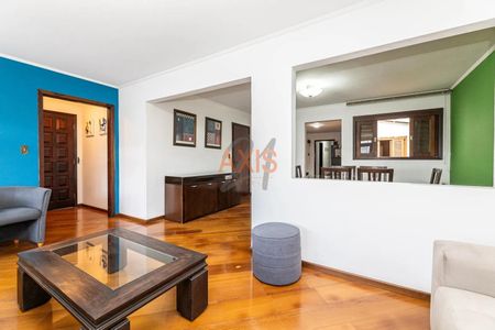 9_photo/94dce4906b.b2c19ff7a4d03b93-ATLAS-aaeb964f-952f-432a-8c61-ec5342db1535.jpg de casa à venda com 4 quartos, 162m² em Parolin, Curitiba