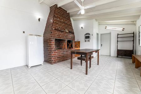 6_photo/94dce4906b.b2c19ff7a4d03b93-ATLAS-d6e1cdf8-6c62-4277-a6eb-a3deb393859d.jpg de casa à venda com 4 quartos, 162m² em Parolin, Curitiba