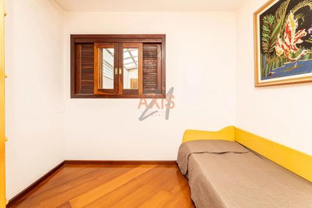 28_photo/94dce4906b.b2c19ff7a4d03b93-ATLAS-e9e5fa2c-1fd8-4fd1-9102-1a947e078316.jpg de casa à venda com 4 quartos, 162m² em Parolin, Curitiba