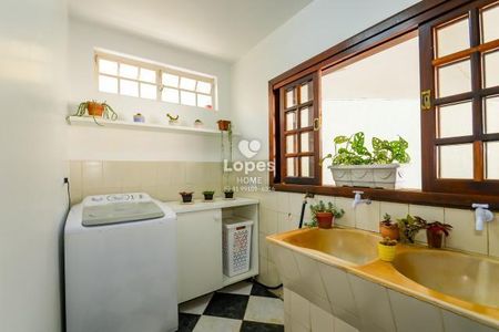 13_photo/94dce490e5.5c4d2993a39340ff-ATLAS-a399f6b4-18a1-4c91-a3aa-07882aadb359.jpg de casa à venda com 4 quartos, 354m² em Guaíra, Curitiba