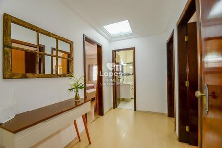 30_photo/94dce490e5.5c4d2993a39340ff-ATLAS-fa4621b7-774c-46d1-852b-030105bcde41.jpg de casa à venda com 4 quartos, 354m² em Guaíra, Curitiba