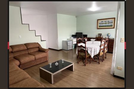 3_photo/94dce490f5.81ead4b48539b356-ATLAS-497cf1b6-a6f5-46a4-984d-3b6f4653f67d.jpg de casa à venda com 4 quartos, 224m² em Guaíra, Curitiba